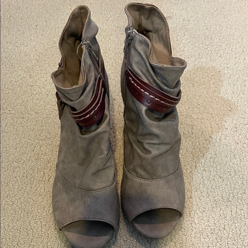 SO new Brown Peep-Toe Ankle Boots